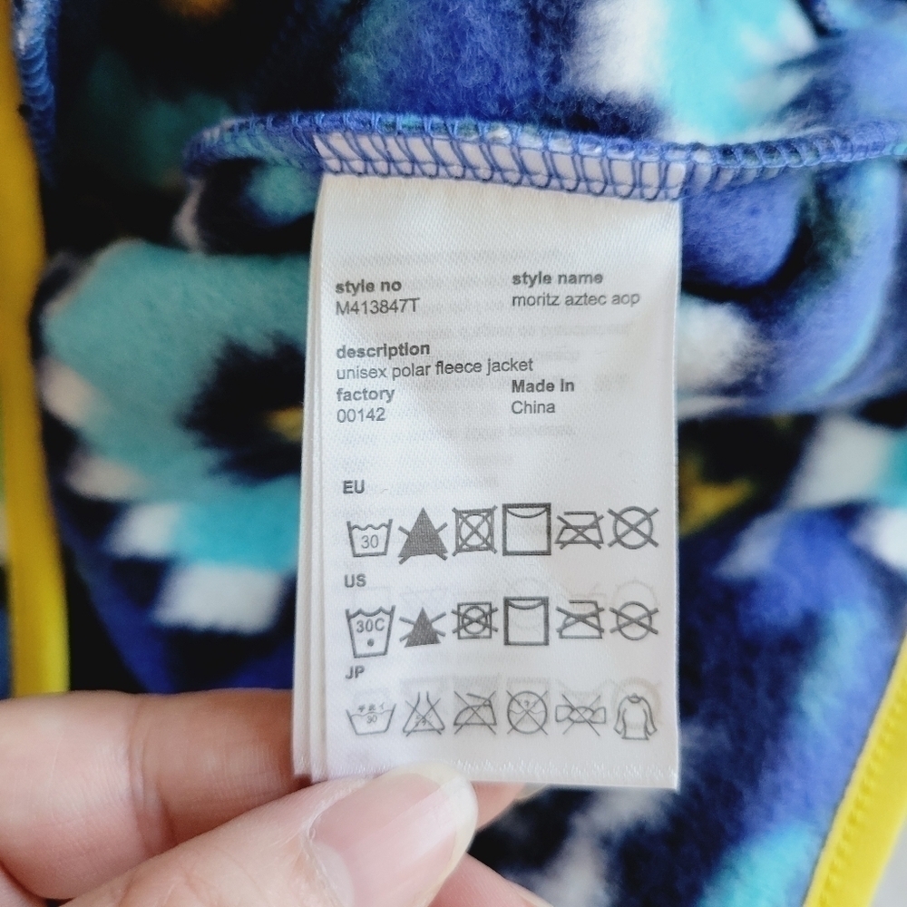 WESC Moritz Aztec Unisex Polar Fleece Jacket - Picture 9 of 13